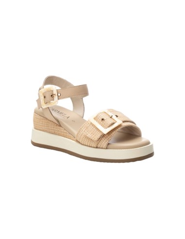 Carmela 162227 sandali donna in tessuto beige Carmela - 2 Carmela Shoes sandali donna in tessuto rafia con chiusura fibbia 
