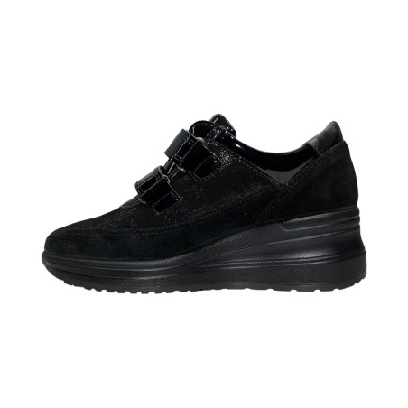 Enval Soft 6779900 sneakers donna linea comoda in vernice e camoscio nero