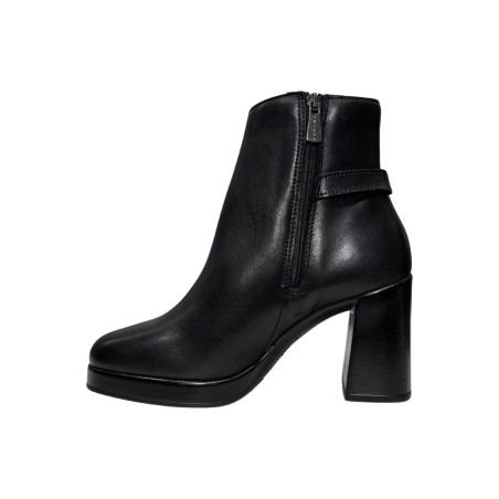 Igi&Co 6696700 stivaletti donna con tacco in pelle nappa soft nero